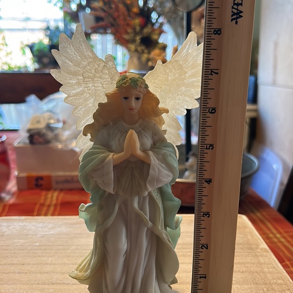 Praying Angel Resin Figurine NWOT 🙏😇 - Picture 6 of 10